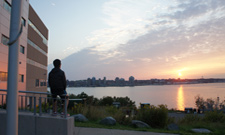 冲突阶段示意图